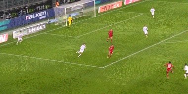 官方入口-【德甲】莱万戈雷茨卡先下两城 拜仁遭逆转客负门兴